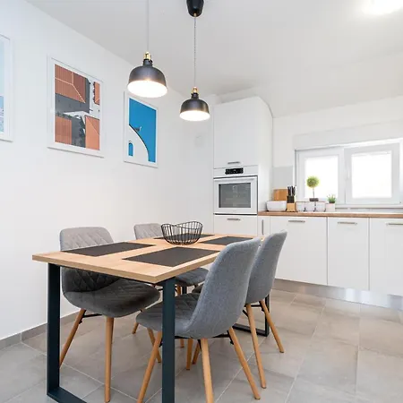 Apartman By The Sea - Diklo, - 21742 Zadar