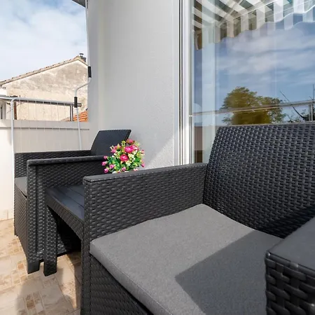 By The Sea - Diklo, - 21742